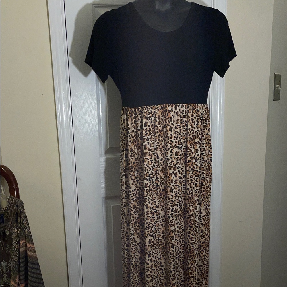 Black Empire Leopard Print Knit Maxi Dress with Pockets XL